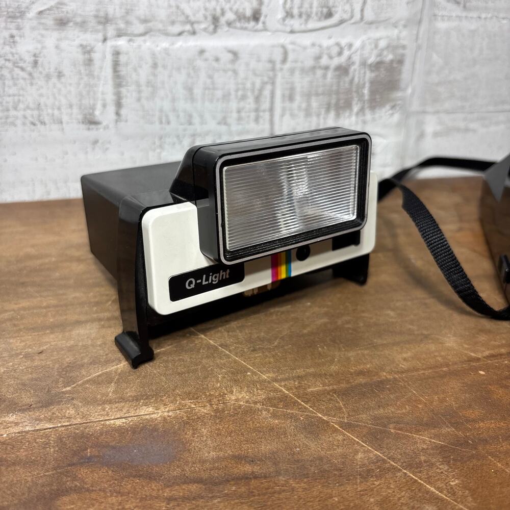 Vintage Polaroid OneStep Land Camera with Q-Light Flash Untested - Picture 8 of 9